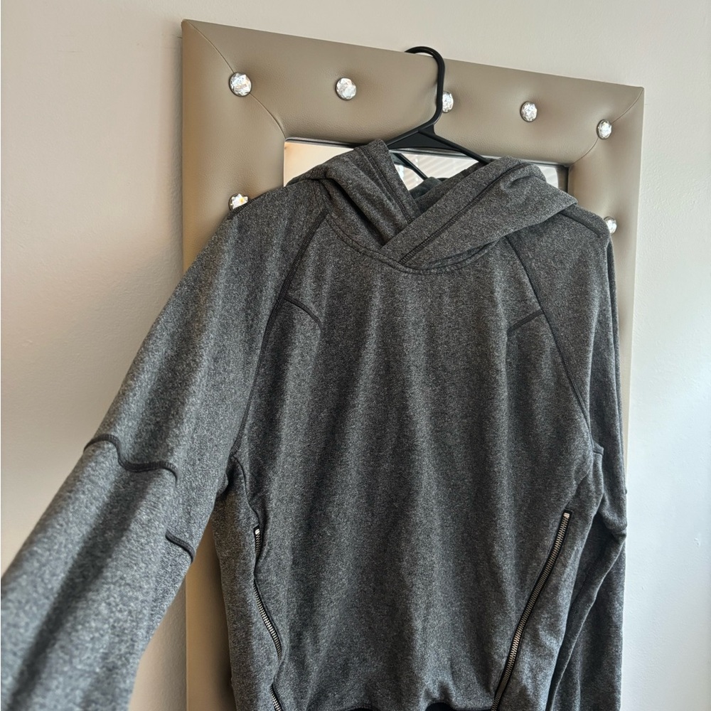 Lululemon Athletica Gray Sweater